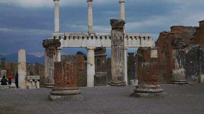 K20120411 130 Pompei
