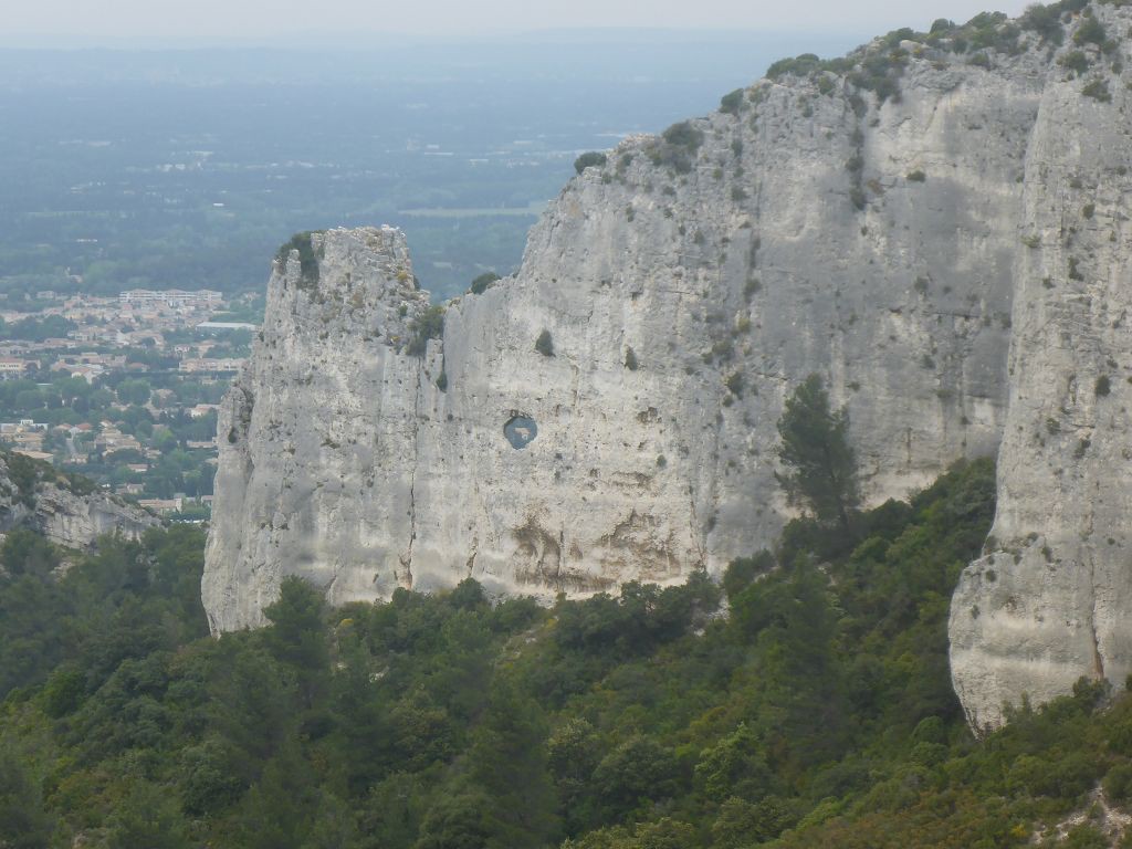 20160508 23 Plateau_de_la_Caume(Fr) Rocher_des_Deux_Trous