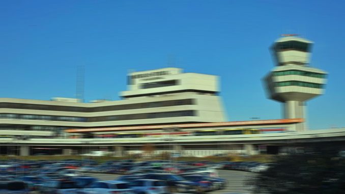 1024px-Berlin_tegel_airport_2019_4