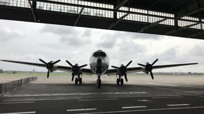K20210922 37 Berlin Tempelhof